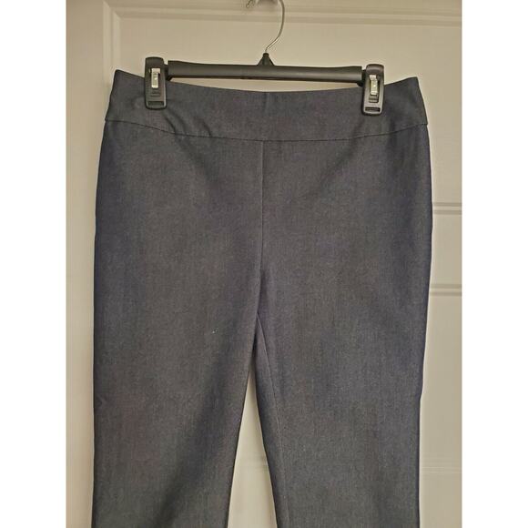 Women's Chico's "So Slimming" Dark Chambray Crop Pants | Size 0.5 (Small) - Picture 3 of 9